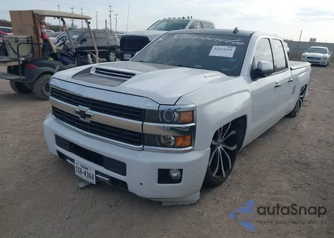 2014 Chevrolet Silverado 1500 1Lt from USA, damaged, VIN 1GCRCREC0EZ252372